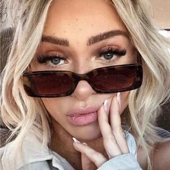 NWOT Y2K Square Turtleshell Sunglasses - Picture 2 of 2